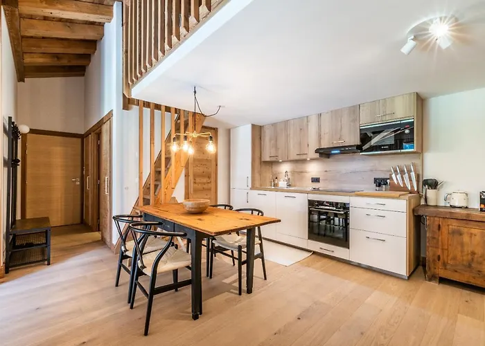 Apartment Celosia - By Emerald Chamonix