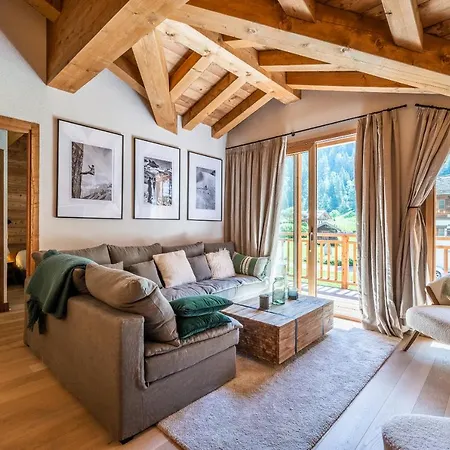 Celosia - By Emerald Apartment Chamonix